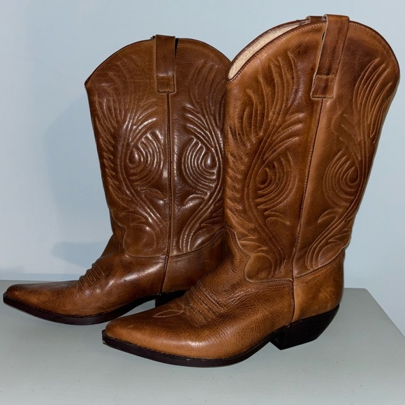 GUESS by Georges Marciano Shoes - Vintage GUESS by Georges Marciano Cowboy boots for Women Size 8.5